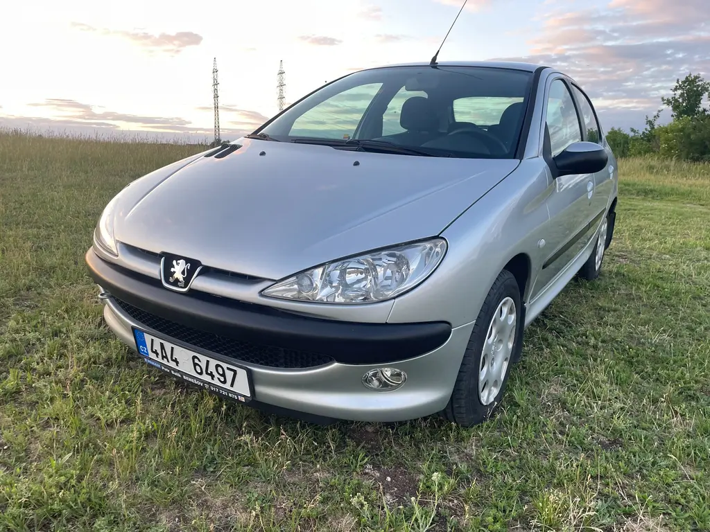 Peugeot 206 1.1, 44 kW, benzin, TOP stav